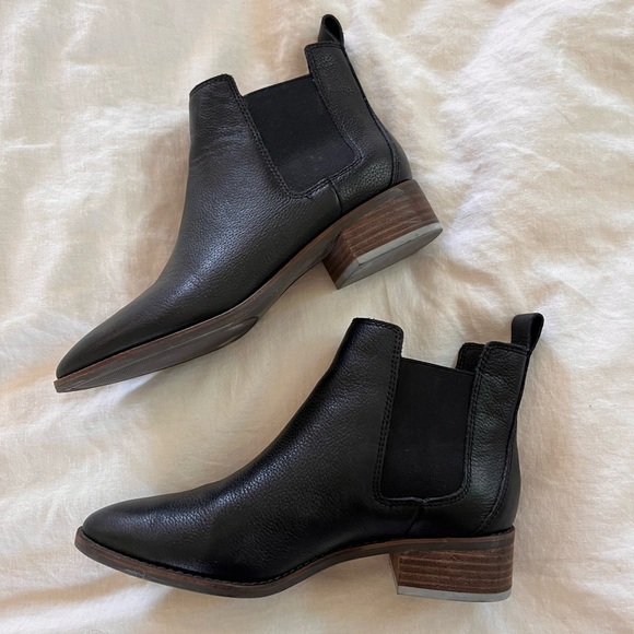 Lucky Brand Boots - Picture 2 of 3